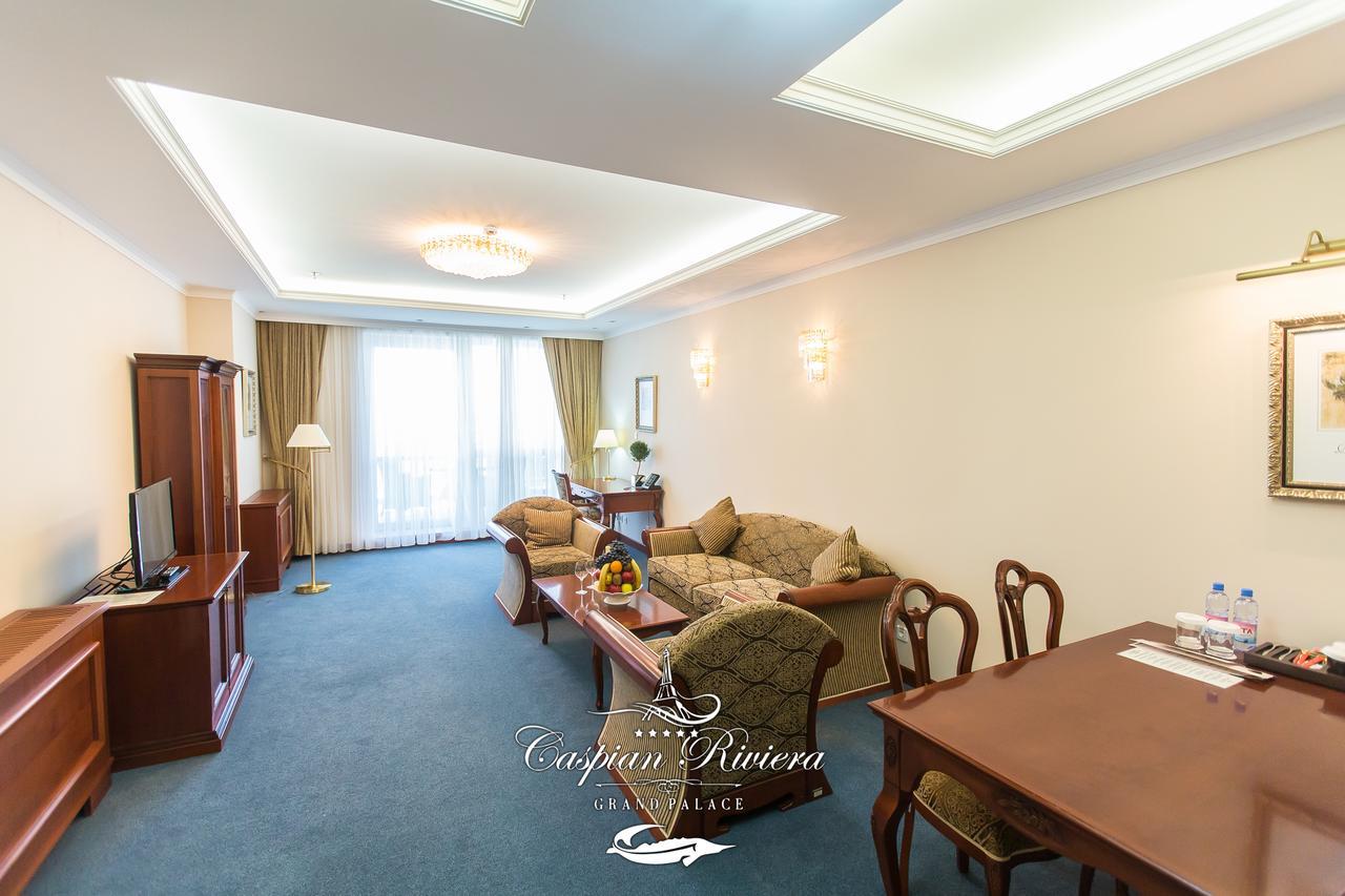 Caspian Riviera Grand Palace Hotel Aqtau Buitenkant foto